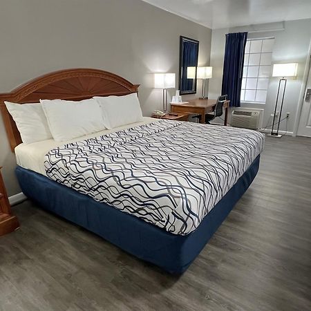 America'S Best Value Inn Lancaster Rohrerstown Exterior photo