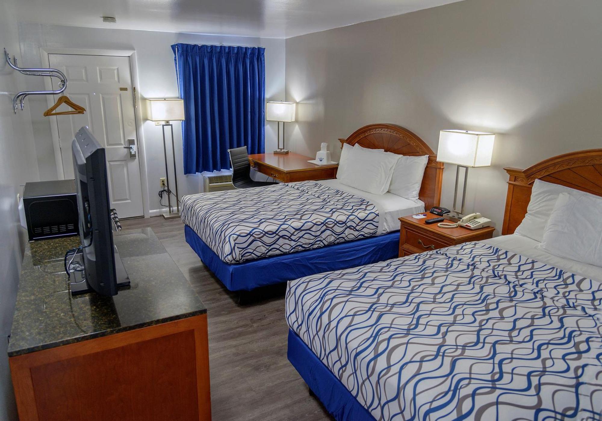 America'S Best Value Inn Lancaster Rohrerstown Exterior photo