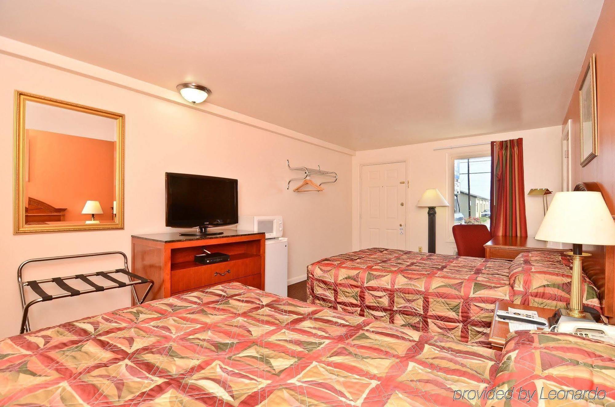 America'S Best Value Inn Lancaster Rohrerstown Room photo
